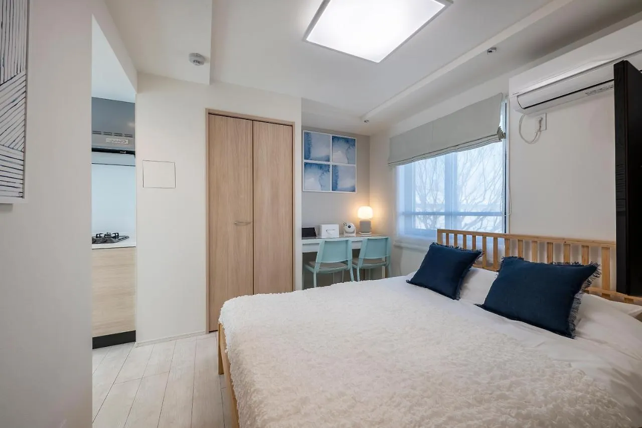 Nozomio Premier Meidaimae Tokyo Apartment