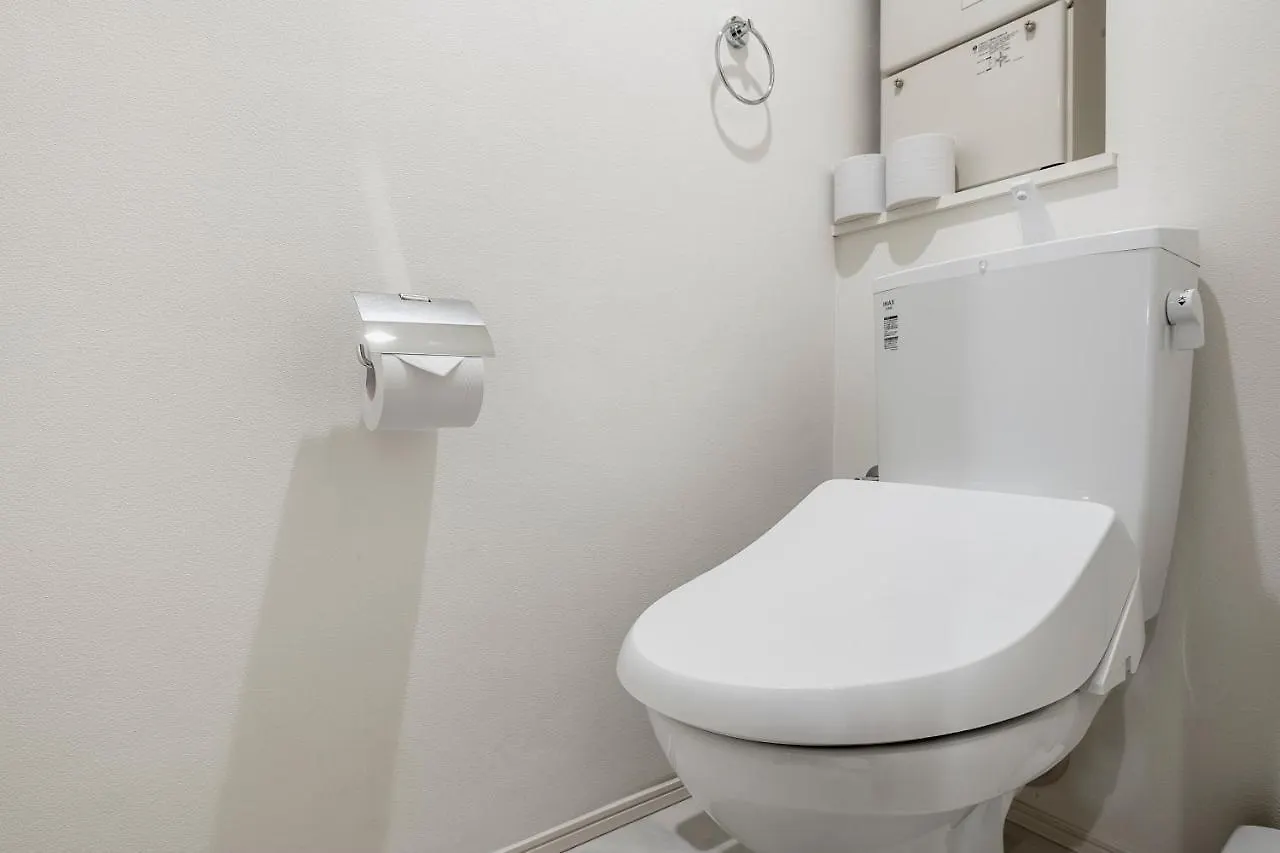 Nozomio Premier Meidaimae Tokyo Apartment